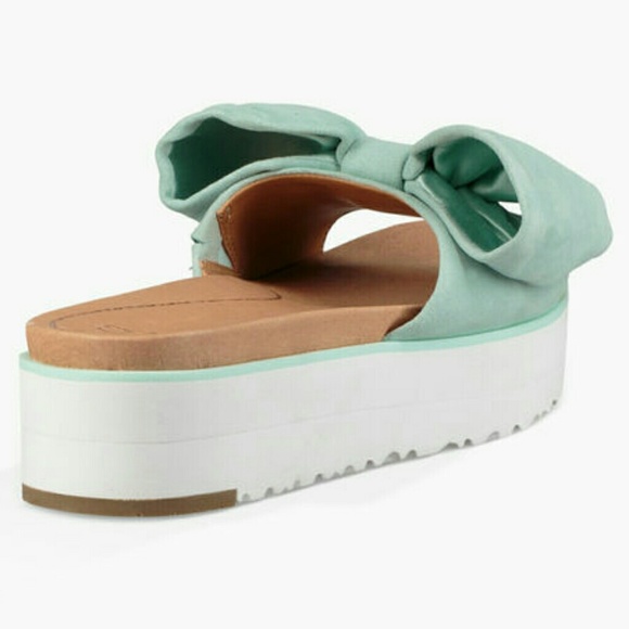 UGG Joan sandal - Picture 5 of 6